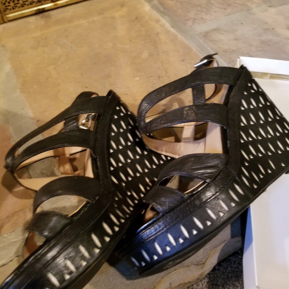 Wedge heels